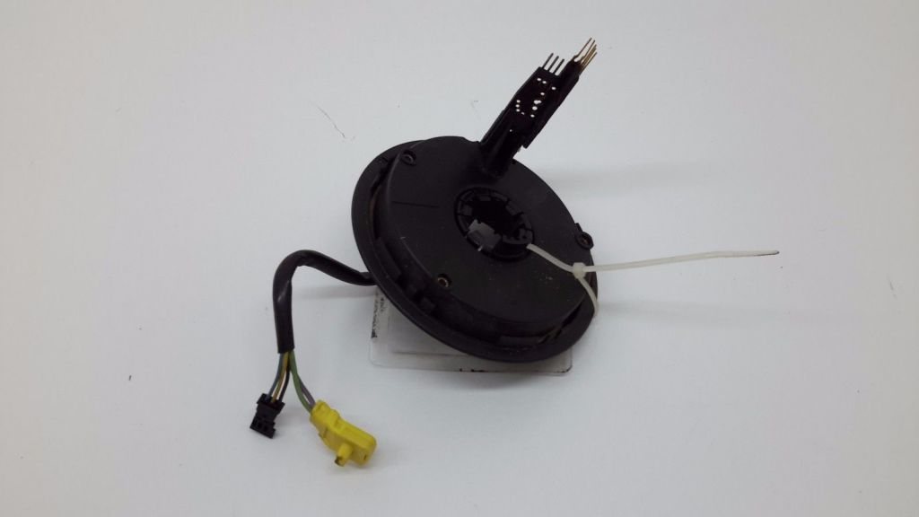 Used Mercedes Benz SClass Steering coil A0004640318