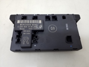   Front door control unit 