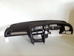 Dashboard and its parts - 8K2857041D 