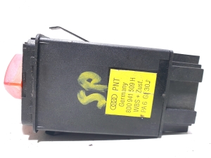 AUDI A4 B5 (1994–2001) Hazard light switch 8D0941509H - 4