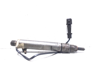 Volkswagen Passat B5 (1997–2005) Kütusepihusti 028130202H - 2