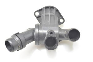 AUDI A6 C6 (2004–2011) Thermostatgehäuse 06D121111G - 3