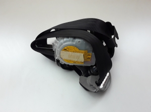 Hyundai i30 (2011–2017) Front seat belt 88820A6000 - 3