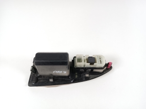 LEXUS GX (2002–2009) Rear side door window switch 84030-60032 - 2