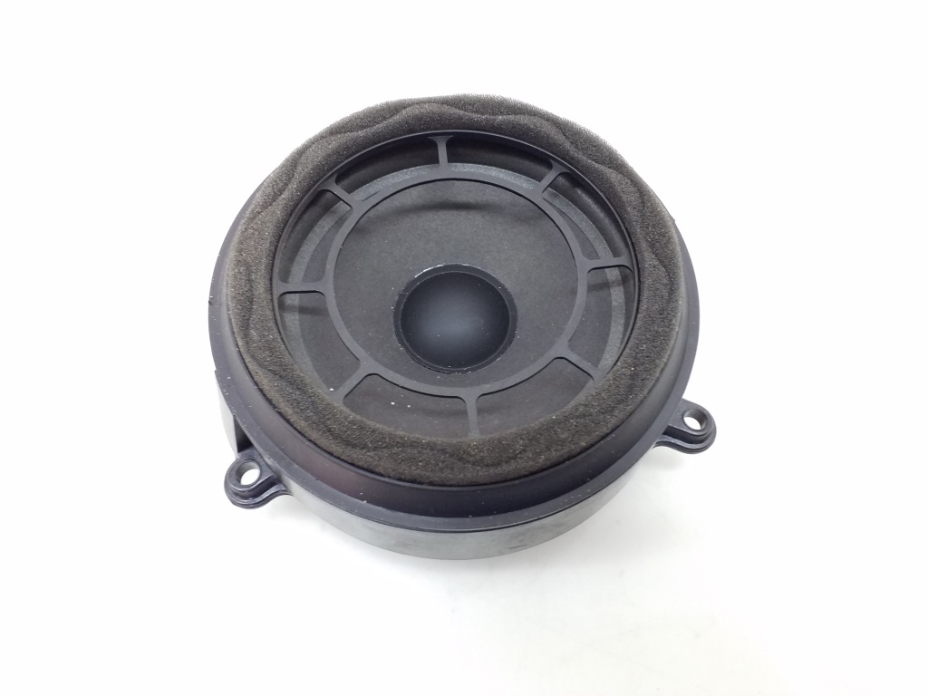 MERCEDES-BENZ C-Class W203/S203/CL203 (2000-2008) Front Right Door Loudspeaker A2038201102 20981118