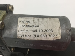 Volkswagen Touareg I (2002–2010) Fensterhebermotor vorne 7L0959702E - 3