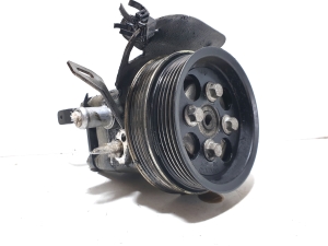  Power steering pump 