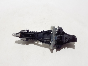 Land Rover Range Rover IV (2012–2026) Rear side door exterior handle and its parts - 2
