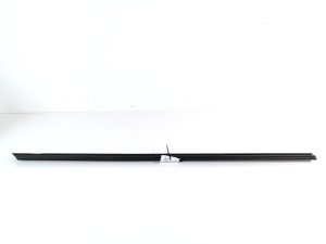 Esiukse klaasi sisemine liist - A2307250165
