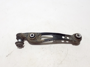   Front control arm  - LR113304 