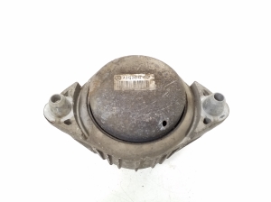 Mercedes Benz E-Class W207 (2009–2017) Engine mount A2122404217 - 2