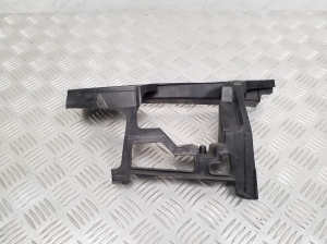  Front bumper bracket 