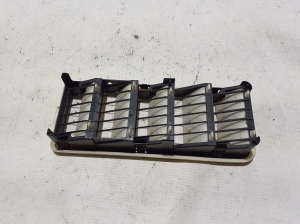 Land Rover Range Rover IV (2012–2026) Rear fender vent grille CPLA280B62AC - 2
