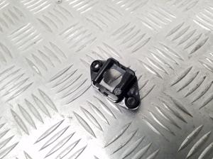 Mercedes Benz C-Class 205 (2014–2021) Muu kinnitus A2138200414 - 5