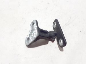 Land Rover Range Rover IV (2012–2026) Esiukse ülemine hing LR073599 - 2