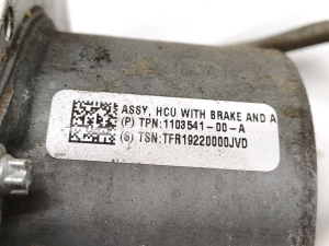 Tesla Model 3 3 (2016–2024) ABS plokk 1044745-00-B - 2