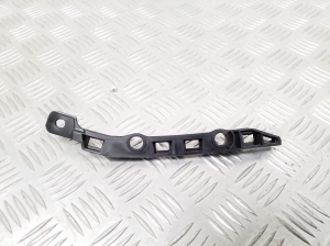 Rear bumper bracket - A1568850421