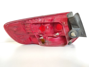  Rear corner lamp 