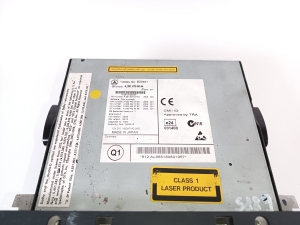Mercedes Benz R-Class 251 (2006–2017) Radio (head unit) A2518705094 - 6