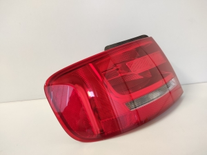 AUDI A4 B8 (2007–2016) Hintere Eckleuchte und ihre Teile 8K5945095D - 2