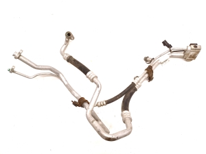 Tesla Model S S (2012–2026) A/C hose 1037962-00-C - 3