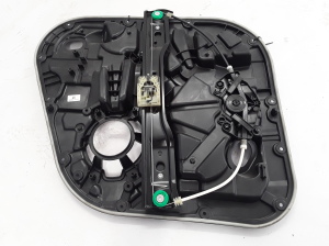 VOLVO XC90 (2015–2024) Aizmugurējo durvju logu pacēlājs 31349765 - 5