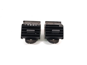 Mercedes Benz G-Class 463 (1990–2018) Dashboard air vent grilles - 2