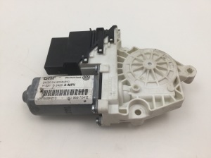 Volkswagen Touran I (2003–2010) Rear side door window regulator motor 1K0959704E - 2