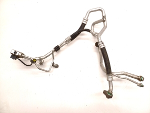 Tesla Model S S (2012–2026) A/C hose 1037962-00-F - 3