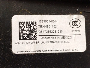 Tesla Model X X (2015–2026) Vidējā statņa iekšējā apdare 1035951-06-H - 4