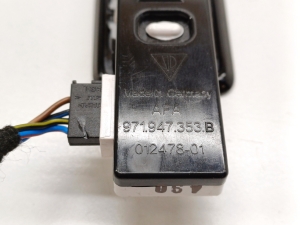 Porsche Taycan 9J1 (2019–2026) Muu valgustus 971947353B - 2