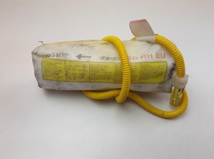 Esiistme turvapadi - 88920A6000