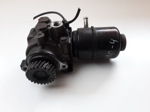  Power steering pump 