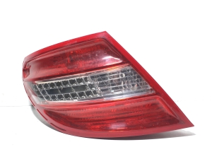  Rear corner lamp 