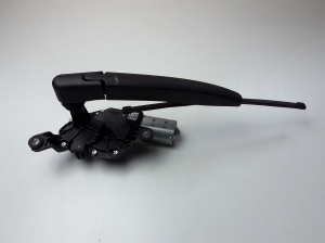   Rear wiper motor 