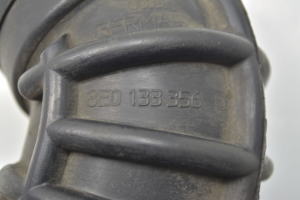 AUDI A4 B7 (2004–2008) Air intake hose 8E0133356D - 4