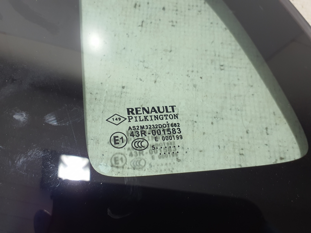 RENAULT Captur 1 generation (2013-2019) Стекло левого заднего бока 833078189R 23854873