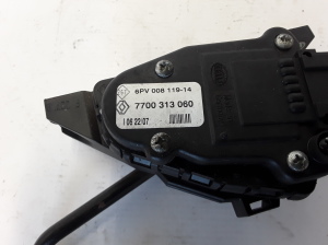 RENAULT Trafic II (2001–2014) Gaspedal 7700313060 - 2