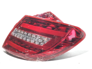  Rear corner lamp 