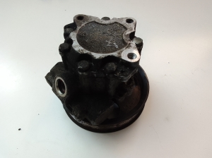 Saab 9-5 (1997–2010) Servopumpe 12766698 - 2