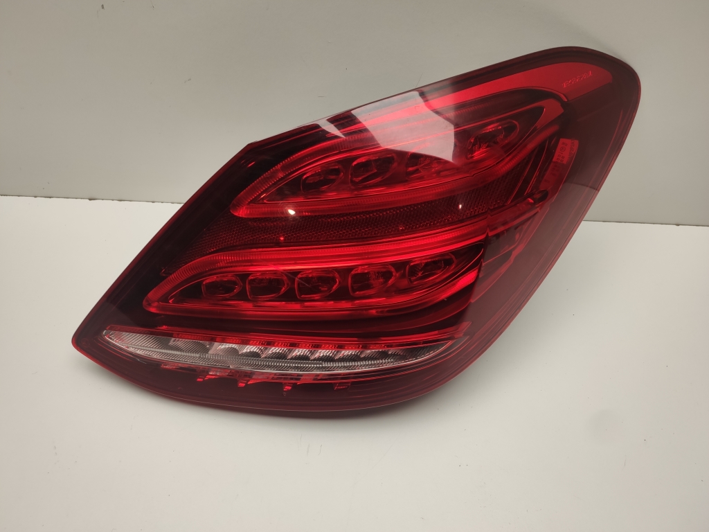MERCEDES-BENZ C-Class W205/S205/C205 (2014-2023) Rear Right Taillight Lamp A2059061457 23830908