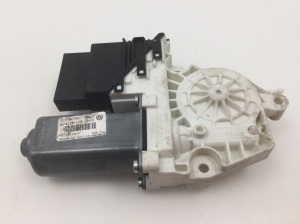 Volkswagen Passat B6 (2005–2010) Hinterer Seitentür-Fensterhebermotor 1K0959704P - 3
