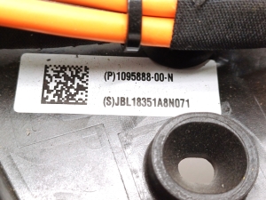 Tesla Model 3 3 (2016–2024) Other electrical devices 1095888-00-N - 2