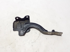 Hood hinge - 66920AT000