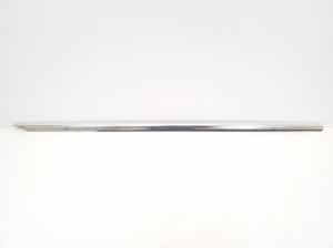 Rear quarter window outer molding - A2076730183