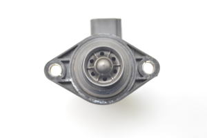 Volkswagen Golf VI (2008–2013) Sonstiges Ventil 03C145710D - 2