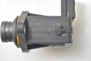 Volkswagen Golf VI (2008–2013) Sonstiges Ventil 03C145710D - 5