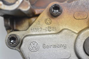 Volkswagen Golf VI (2008–2013) Ölpumpe 113670201 - 2