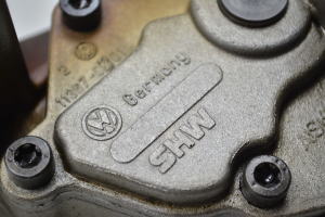 Volkswagen Golf VI (2008–2013) Ölpumpe 113670201 - 3