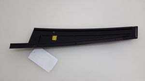 Mercedes Benz C-Class 204 (2007–2014) Esiukse muu osa A2046900187 - 2